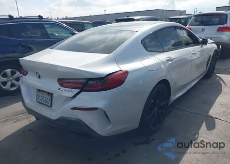 2025 BMW M850I Gran Coupe xDrive z USA, uszkodzony, nr VIN WBAGV8C02SCU51505